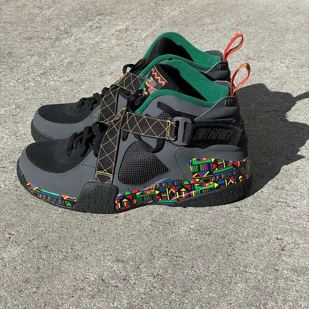 Nike Air Raid “Urban Jungle Gym”